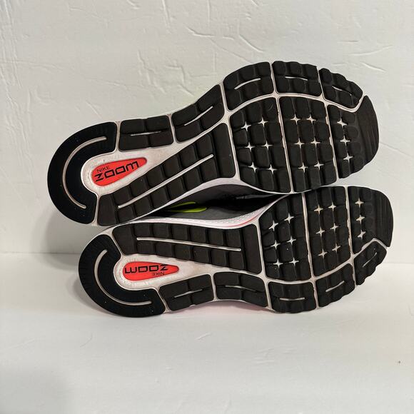 NIKE ZOOM VOMERO 13 | Black/Gray/Orange - 11 - Picture 5 of 7